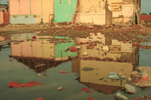 〈精忠三村 165號〉 林病病 攝